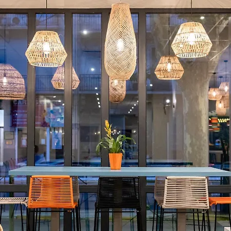 Ibis Styles Centre Gare ペルピニャン