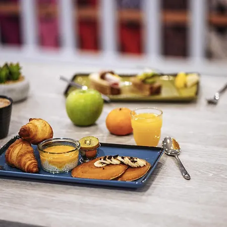 Ibis Styles Centre Gare ホテル 3*