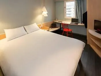 Ibis Styles Centre Gare Perpinyà