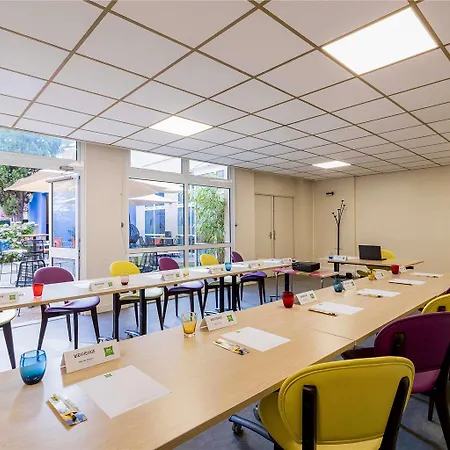 Ibis Styles Centre Gare 호텔 3*