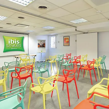 Ibis Styles Centre Gare 3* Perpiñán